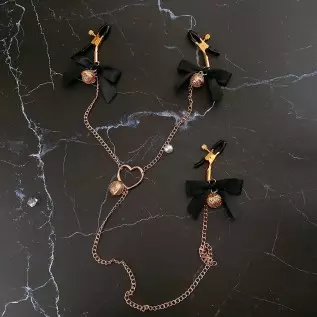 Three Heads Nipple Clamps with Chain, Bow-knot Nipple Clips Nipple Jewelry Non Piercing, Nipple Toys for Womens Pleasure Three Heads Nipple Clamps with Chain, Bow-knot Nipple Clips Nipple Jewelry Non Piercing, Nipple Toys for Womens Pleasure