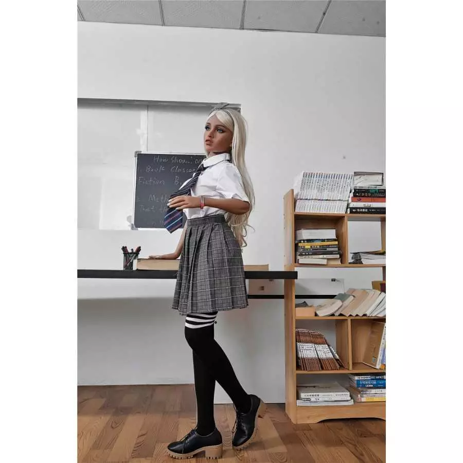 Victoria 150cm B Cup Irontech TPE (4ft11)