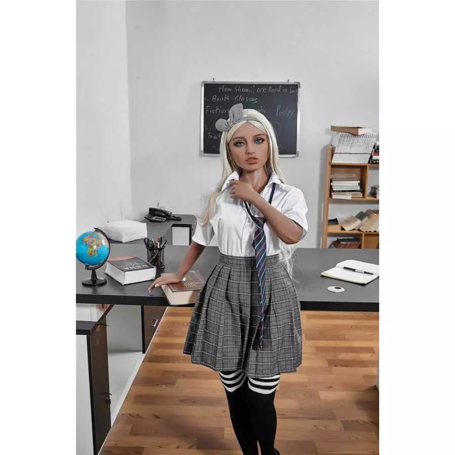 Victoria 150cm B Cup Irontech TPE (4ft11)