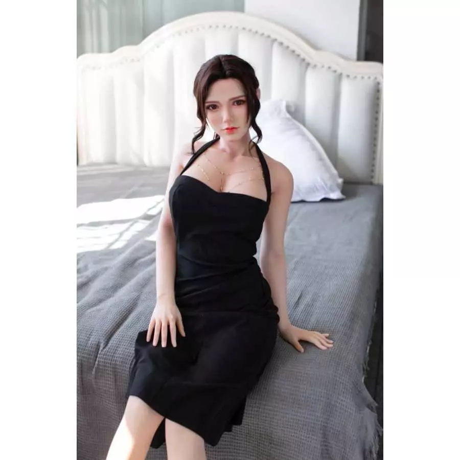 Julie 171cm D Cup Starpery (5ft7)