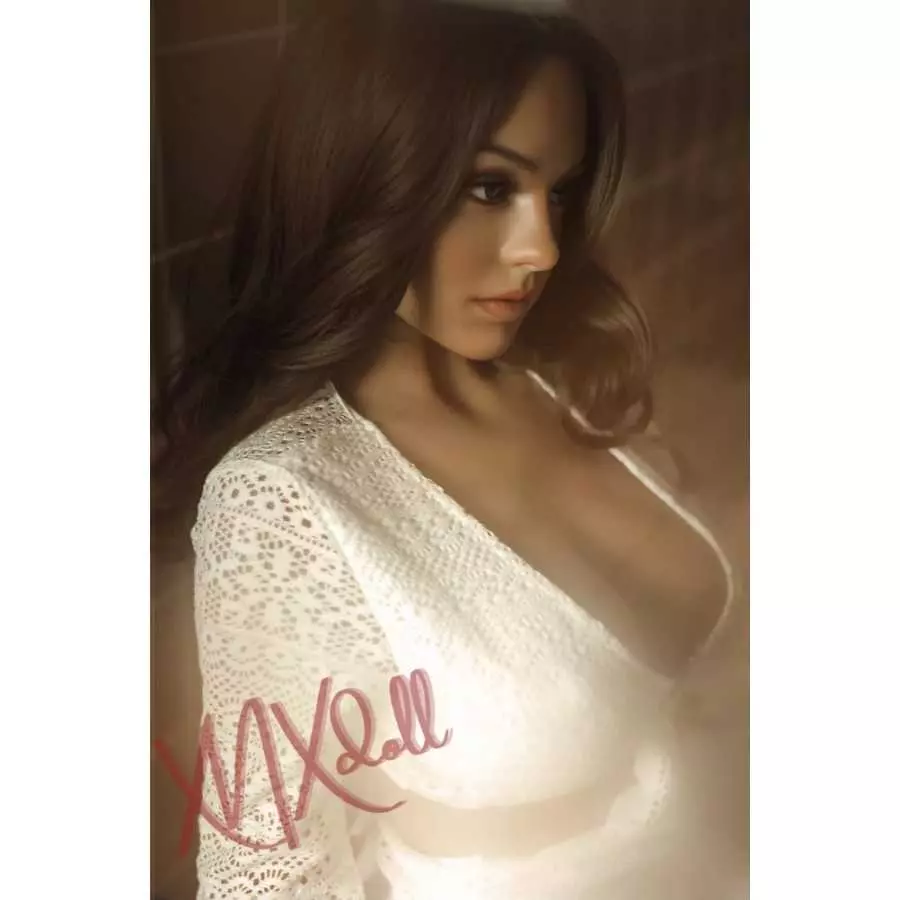 X8 Gisele 164cm XNX Doll (5ft5)