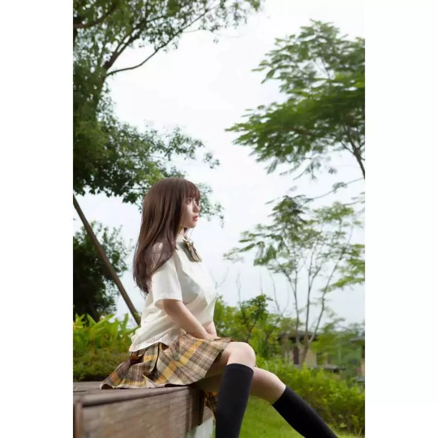 T22 Miteng 164cm D Cup Top Sino Slender (5ft5)