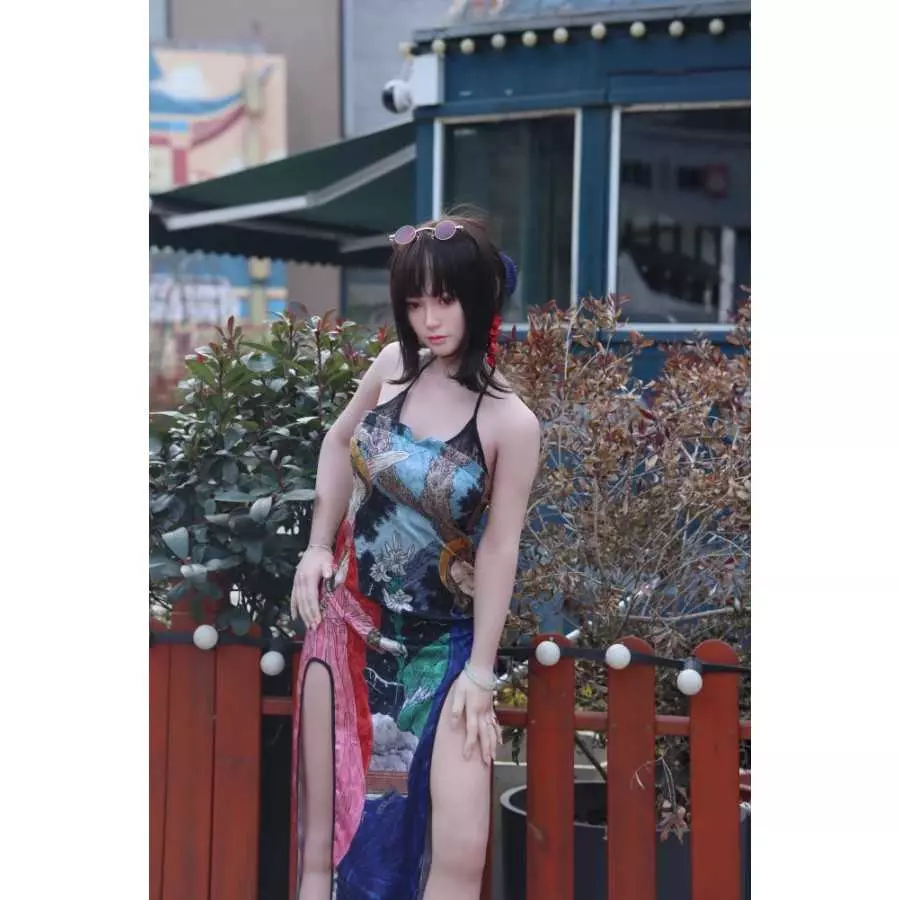 T17 Minan T170 Top Sino Geisha (5ft4)