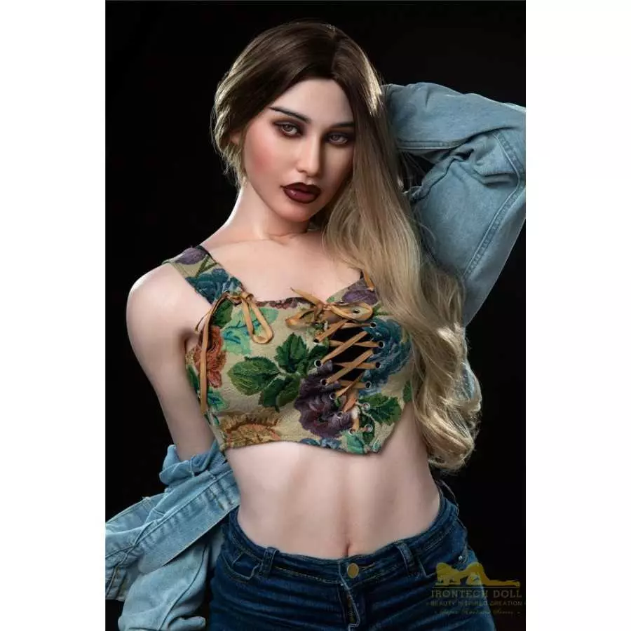 Pearl S19 168cm A Cup Irontech (5ft6)