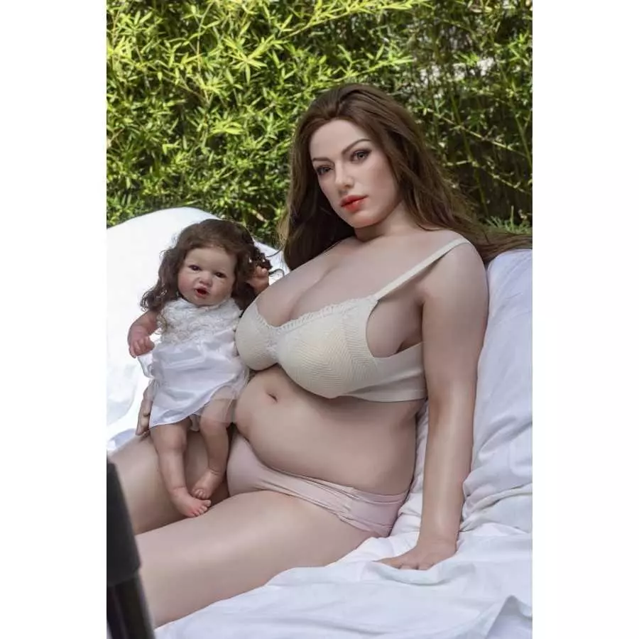 Big Amy 161cm BBW Starpery (5ft3)