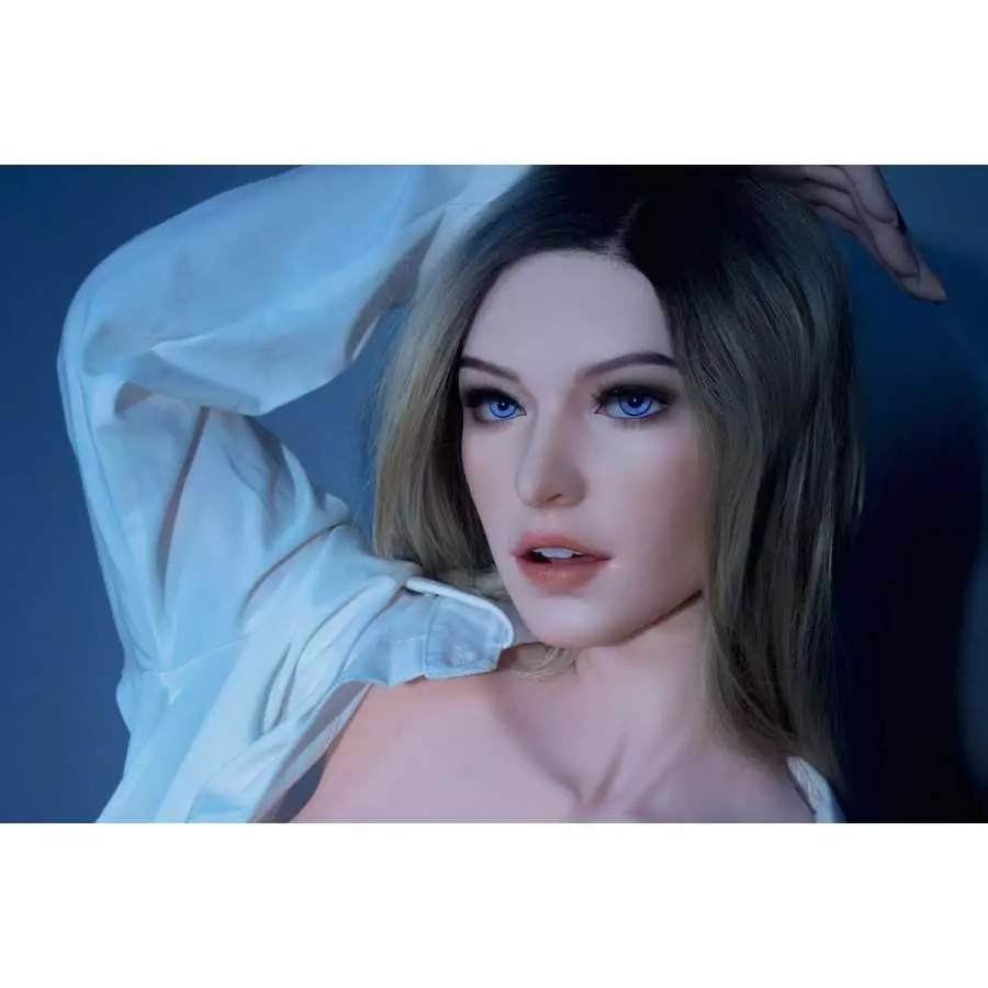 Tyler Grande 165cm ElsaBabe L Breasts (5ft5)