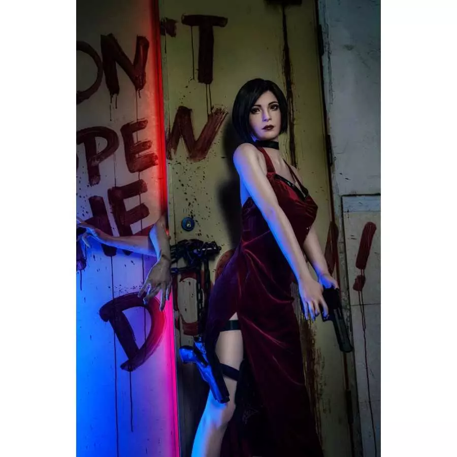 Ada Wong 166cm Resident Evil (5ft4)