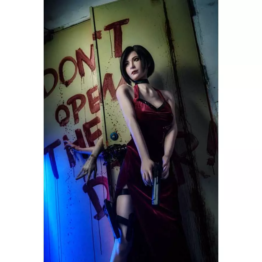 Ada Wong 166cm Resident Evil (5ft4)