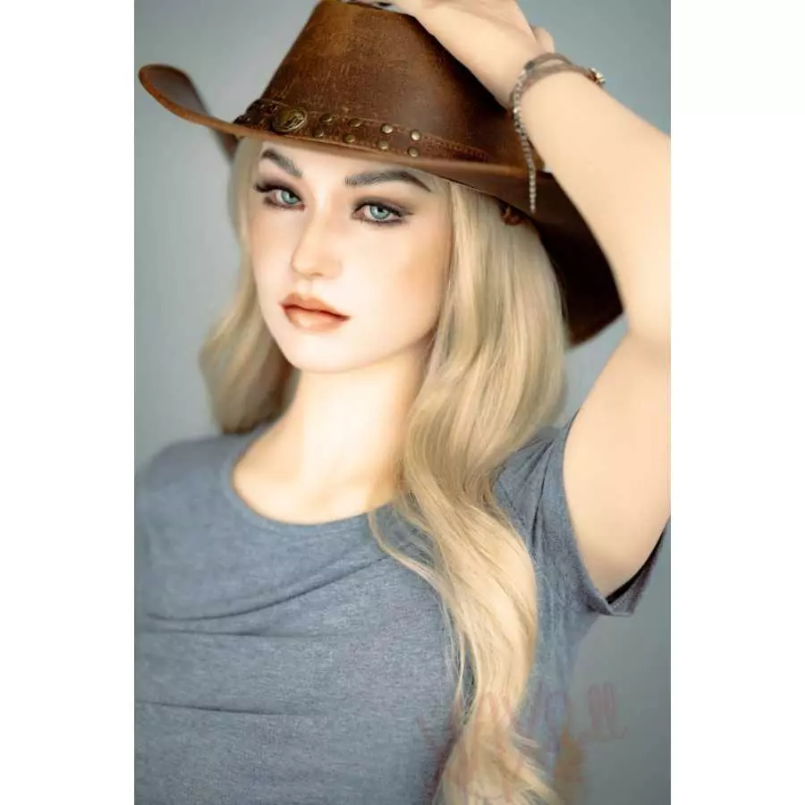 Gemma 160cm X160 X5 XNX (5ft3)