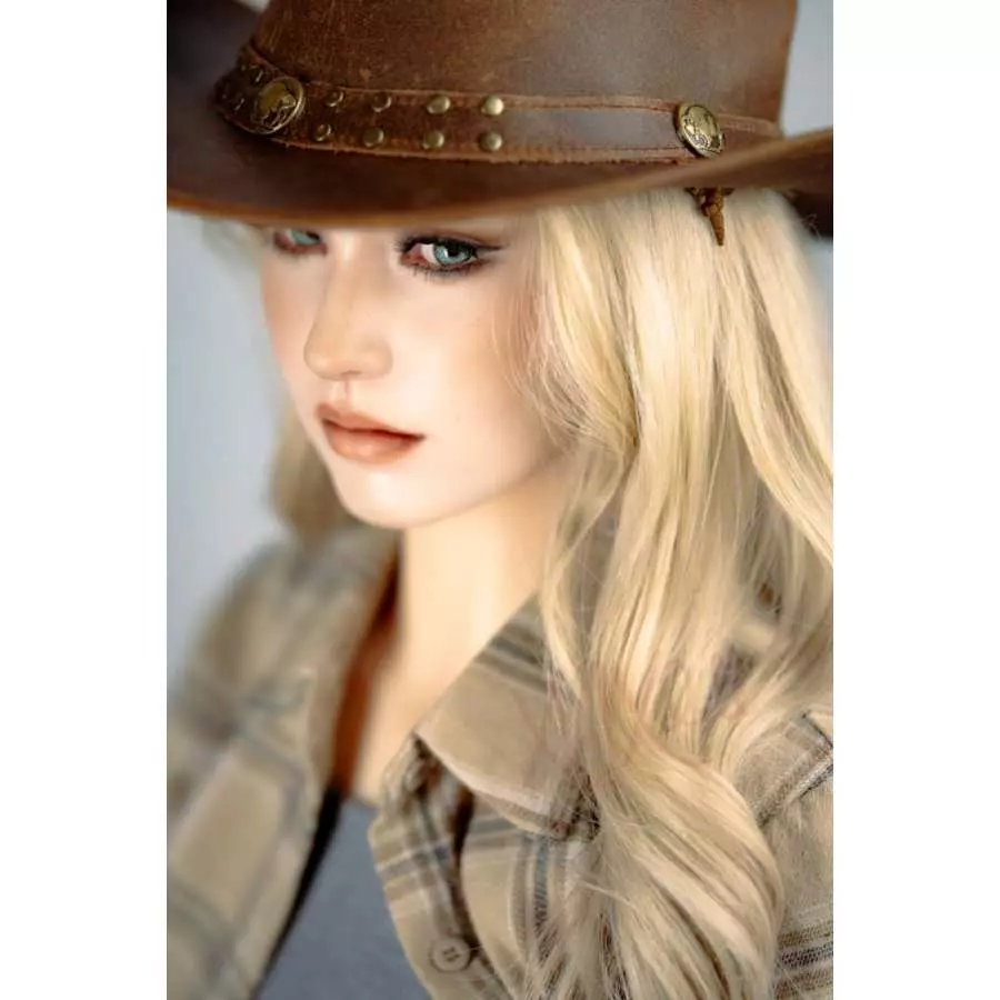 Gemma 160cm X160 X5 XNX (5ft3)