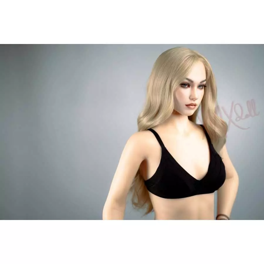 Gemma 160cm X160 X5 XNX (5ft3)