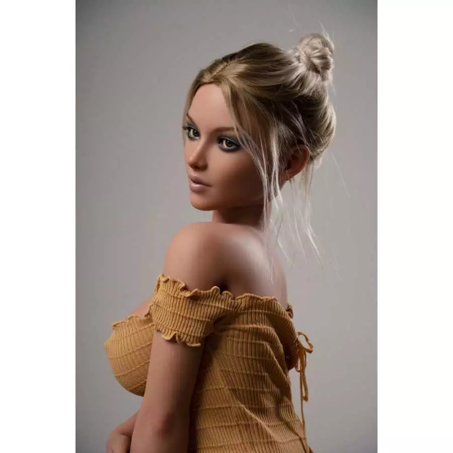 Scarlett 165cm F Cup GE53 Tan Skin Zelex (5ft5)