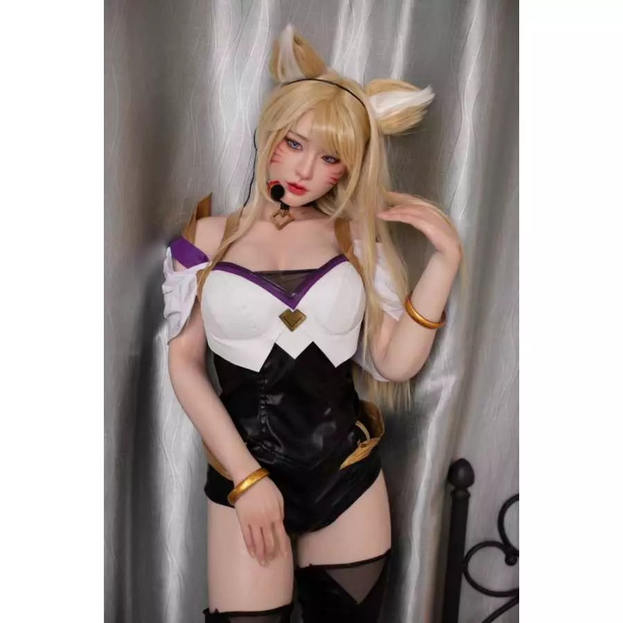 Lia 171cm D Cup Starpery (5ft7)