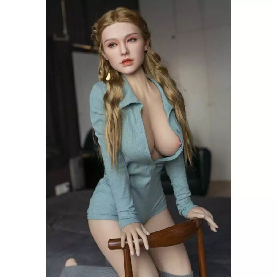 Tiffany 167cm E Cup Starpery (5ft6)