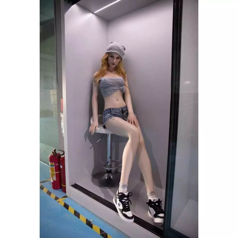 Olivia 174cm C Cup Starpery (5ft7)