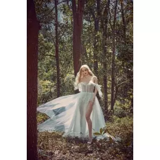 Neringa 170cm C Cup Fair Skin GE45 Zelex (5ft7)