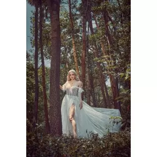 Neringa 170cm C Cup Fair Skin GE45 Zelex (5ft7)