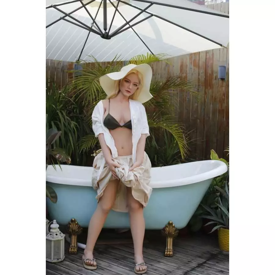 Kelly 156cm G Cup Starpery (5ft1)