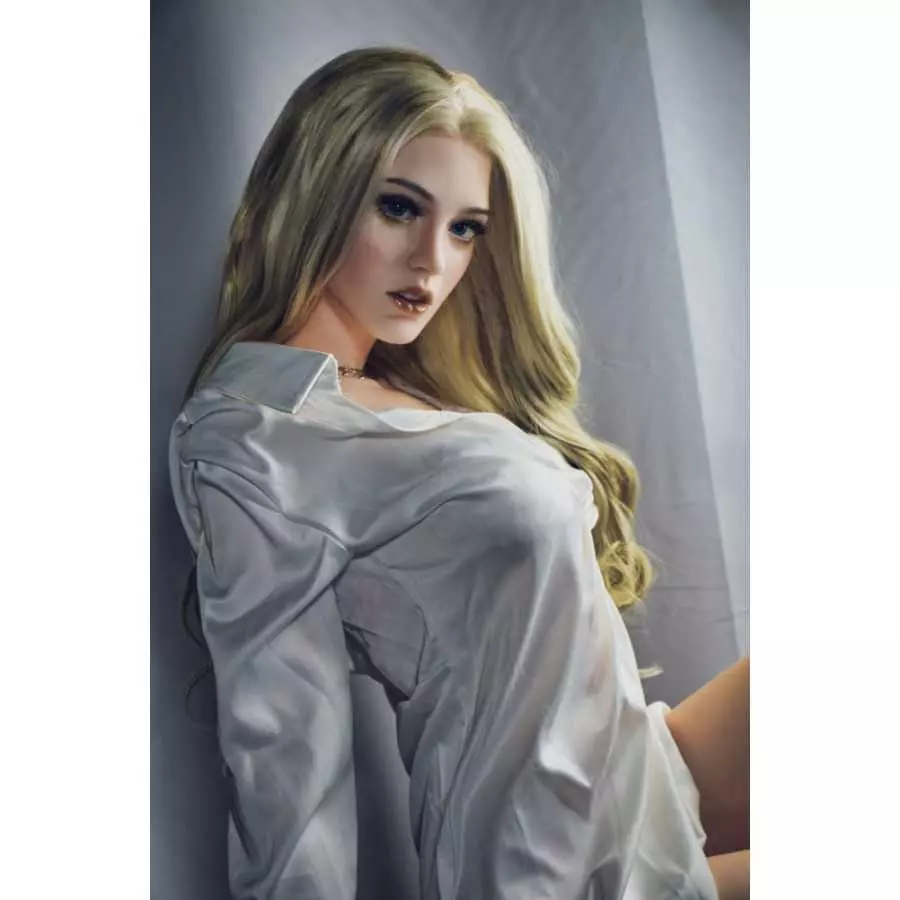 Olivia Smith 165cm ElsaBabe L Breasts (5ft5)