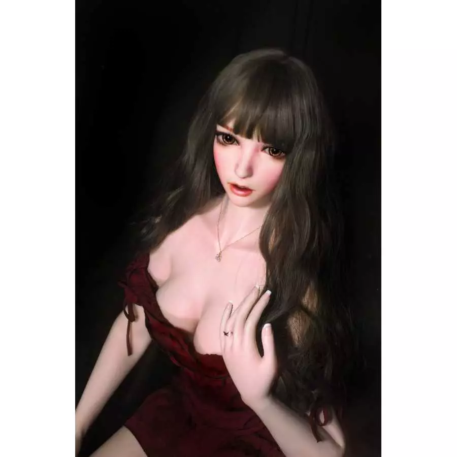 Kurai Ran 165cm ElsaBabe L Breasts (5ft5)