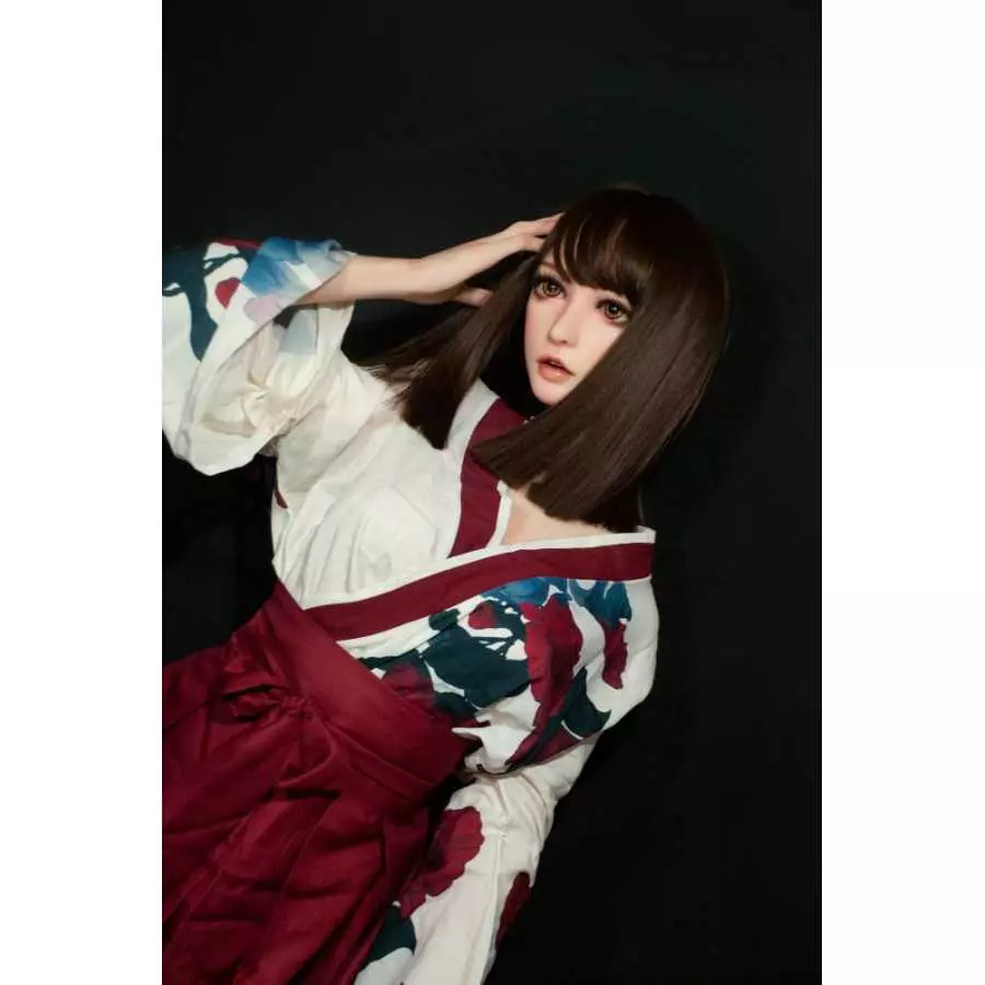 Fujii Kanon 165cm ElsaBabe L Breasts (5ft5)