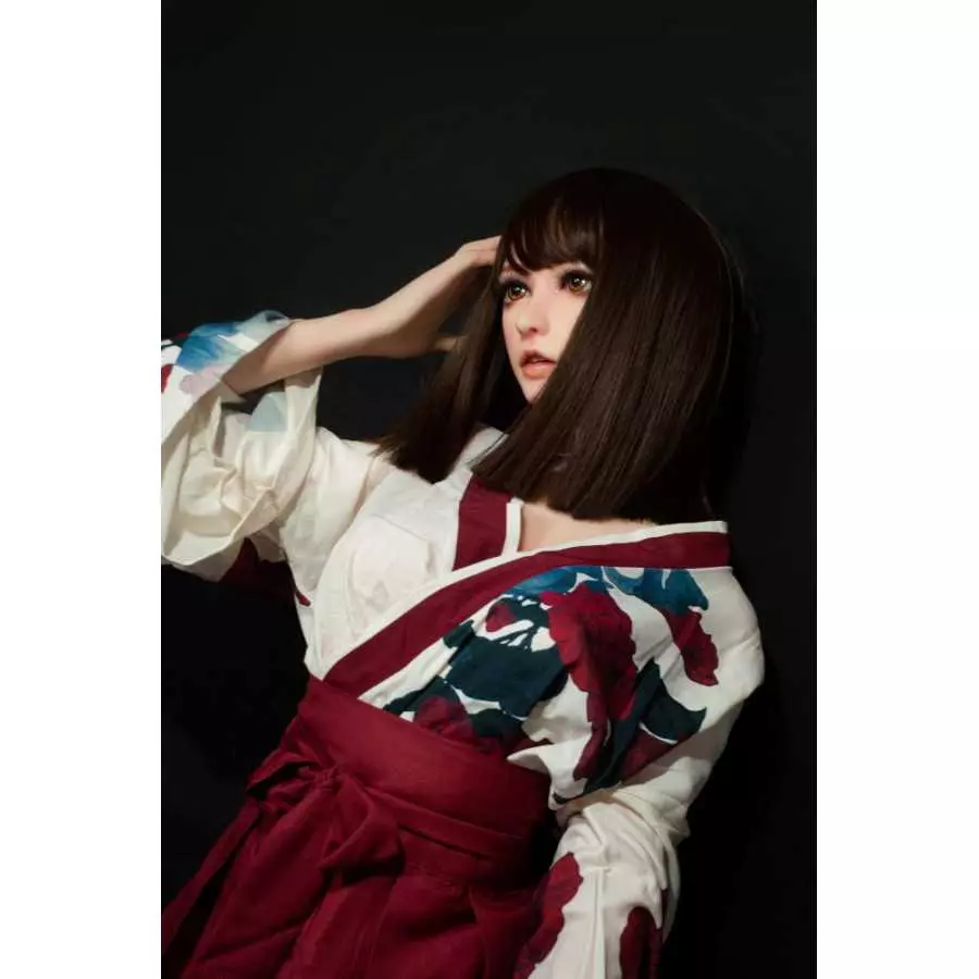 Fujii Kanon 165cm ElsaBabe L Breasts (5ft5)