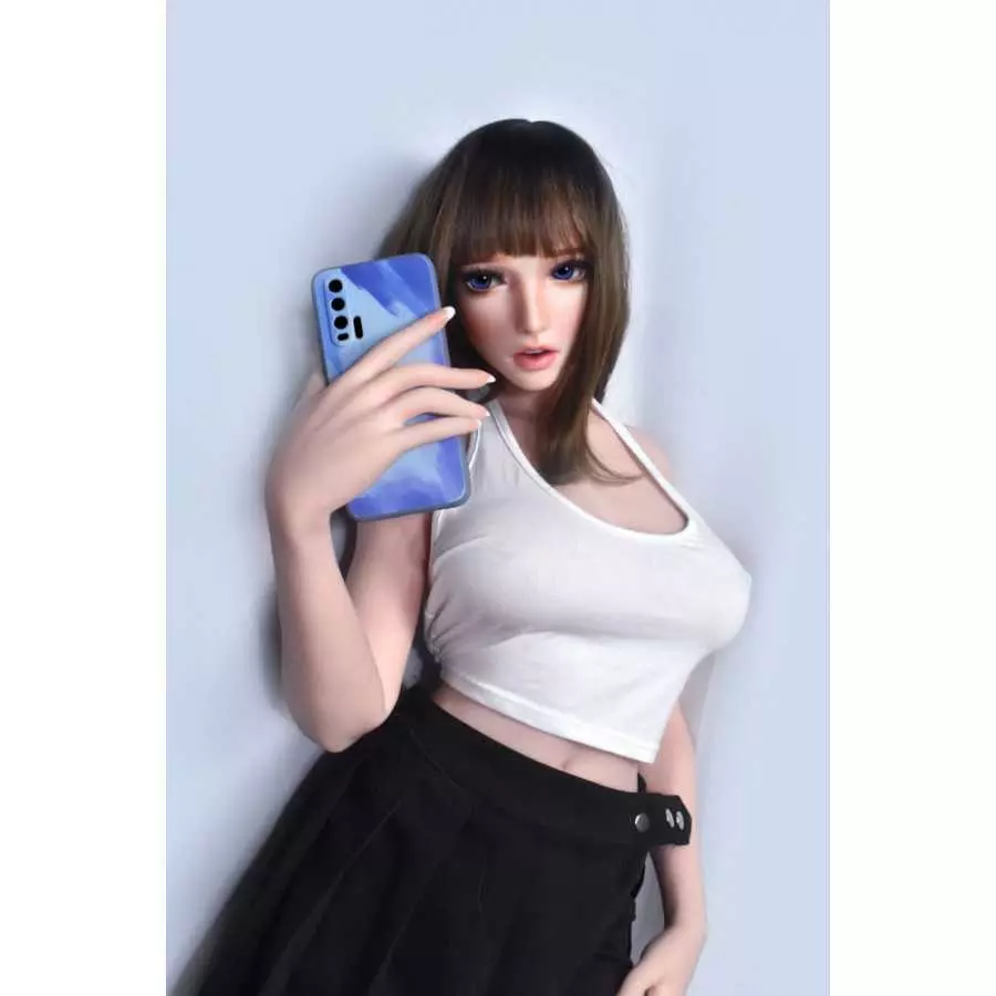 Kurai Sakura 150cm ElsaBabe L Breasts (4ft11)