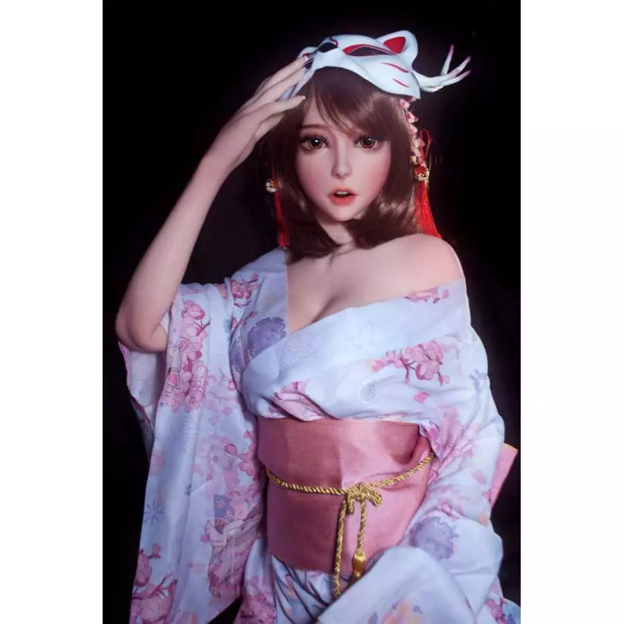 Akimoto Mizuki 150cm ElsaBabe XXL Breasts (4ft11)