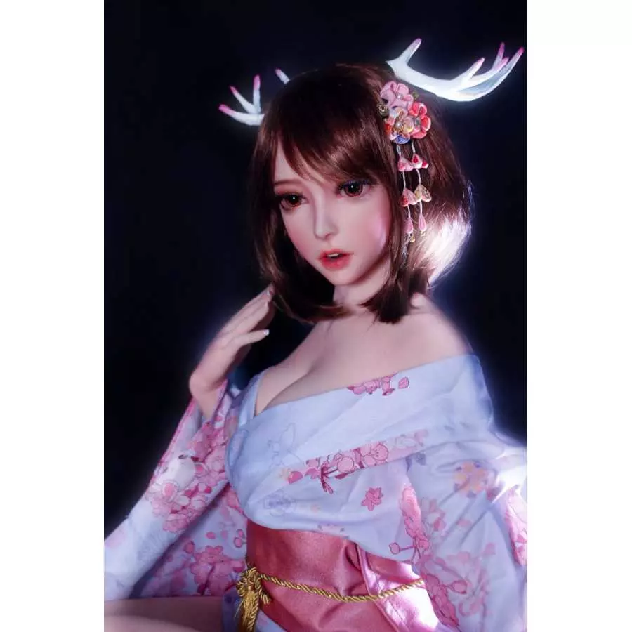 Akimoto Mizuki 150cm ElsaBabe XXL Breasts (4ft11)