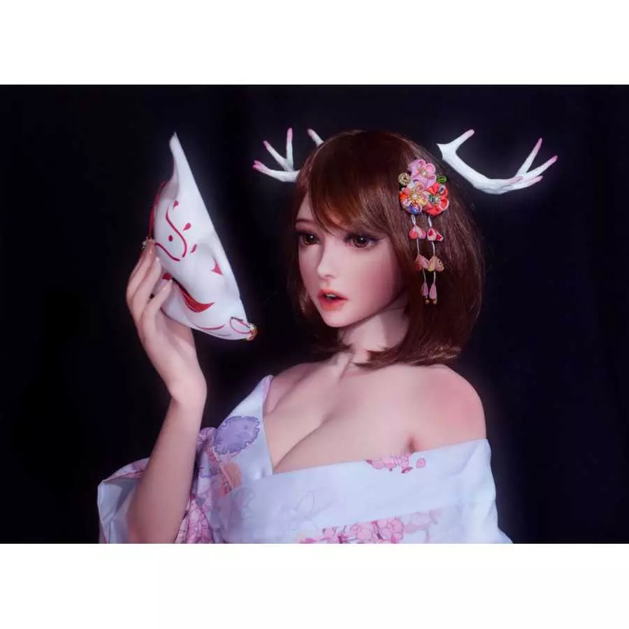 Akimoto Mizuki 150cm ElsaBabe XXL Breasts (4ft11)