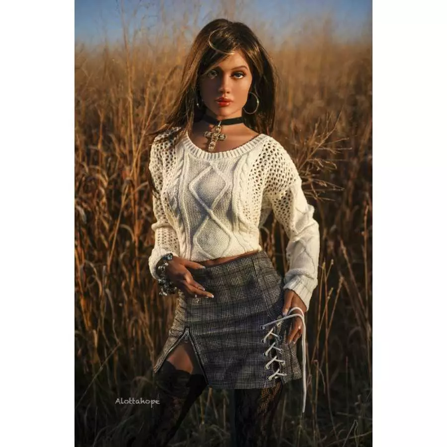 Guliana 151cm YL #412 Head (4ft11) Guliana 151cm YL #412 Head (4ft11)