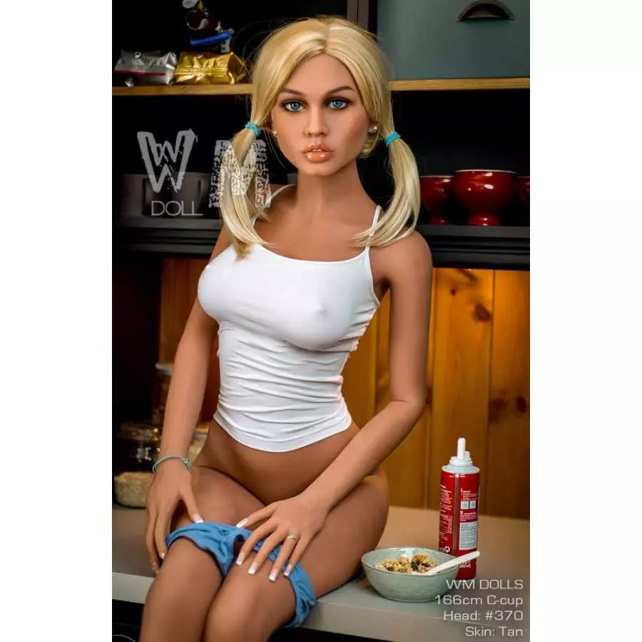 Kayla 166cm C Cup #370 (5ft4)