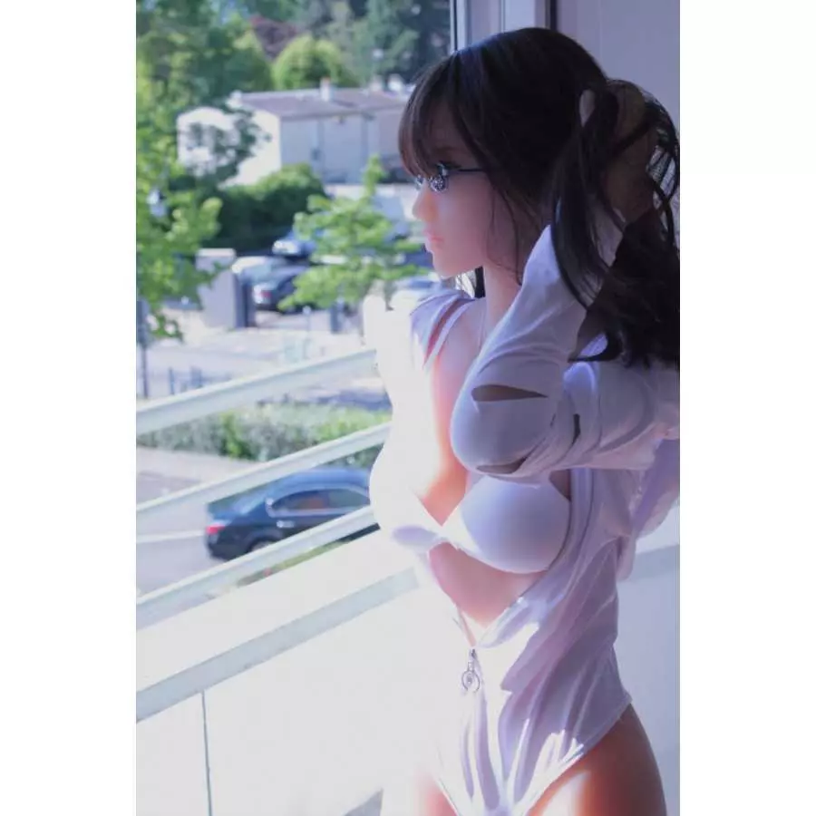 Celia 155cm Busty D4E Teen (5ft1)