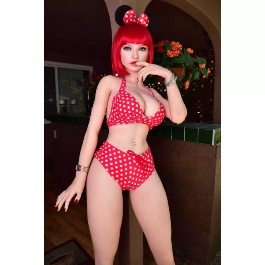 Quin S38 162cm Sino Doll (5ft4)