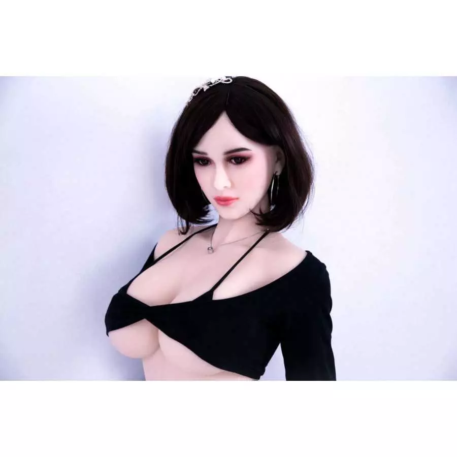 Akari 161cm Japanese Model (5ft3)