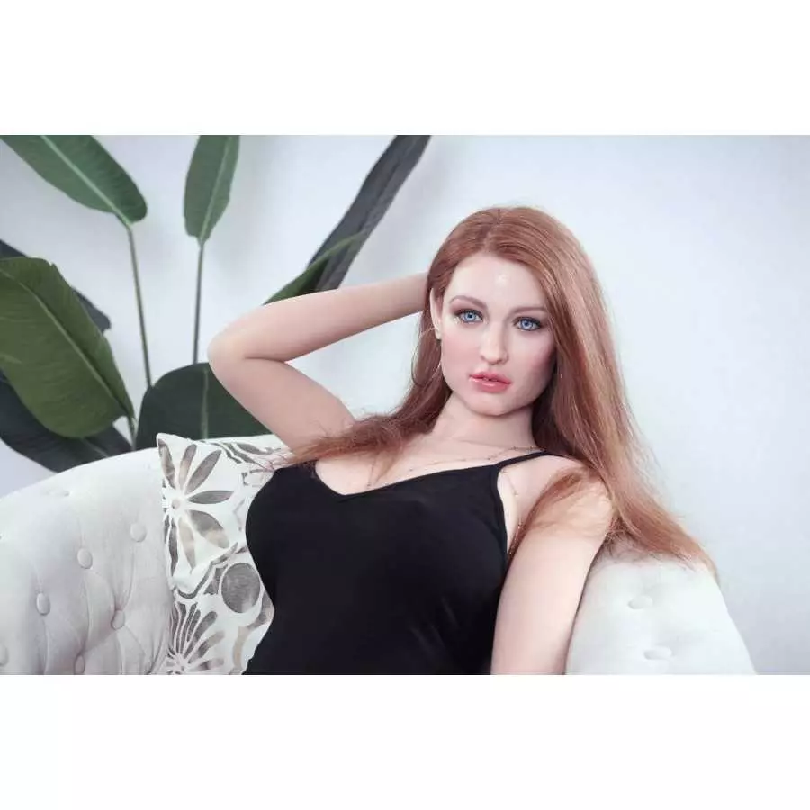 Margaret 161cm Western Nurse (5ft4)