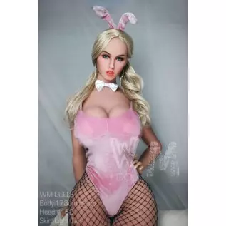 Kathleen 173cm Playboy Bunny (5ft8) Kathleen 173cm Playboy Bunny (5ft8)