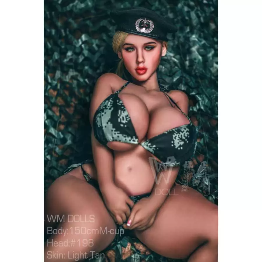 Klara 150cm Tomb Raider (4ft11)