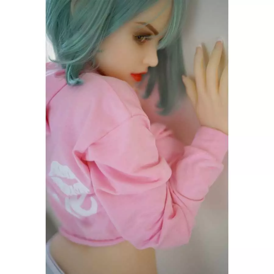 Maggy – 160cm (5ft3) Cute Daughter