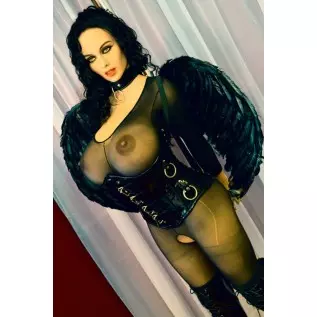 Kate 170cm Milf Massive Boobs (5ft7)