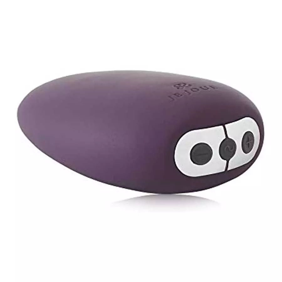 Je Joue Mimi Soft Clitoral Vibrator, Powerful, Whisper Quiet, Soft Velvet Tip, Waterproof, USB Rechargeable, 100% Medical Grade Je Joue Mimi Soft Clitoral Vibrator, Powerful, Whisper Quiet, Soft Velvet Tip, Waterproof, USB Rechargeable, 100% Medical Grade