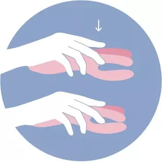 Satisfyer Threesome 3 Lay-On Vibrator - Powerful Vibrating Clitoral and Labia Stimulator, Personal Massager, Sex Toys for Women Satisfyer Threesome 3 Lay-On Vibrator - Powerful Vibrating Clitoral and Labia Stimulator, Personal Massager, Sex Toys for Women