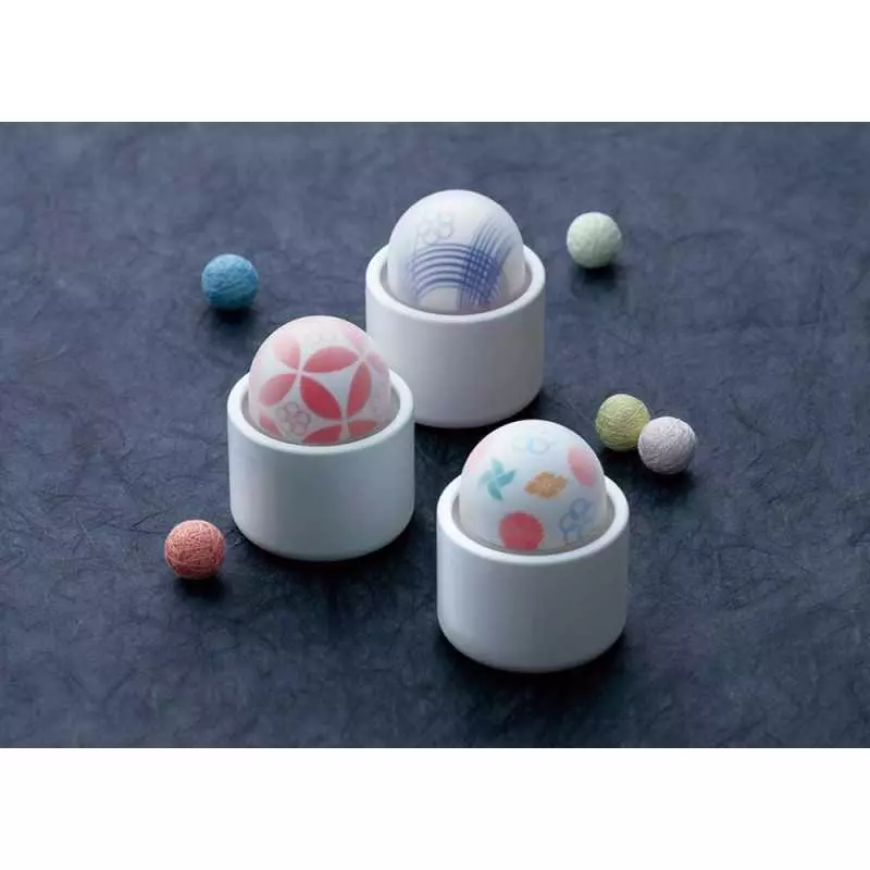 TENGA HMT-03 iroha Temari Hana Vibrator for Women, Palm-Sized Waterproof Rechargeable Vibrator