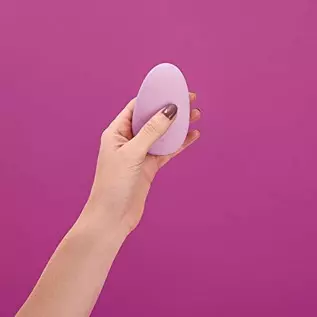 Je Joue Mimi Soft Clitoral Vibrator, Powerful, Whisper Quiet, Soft Velvet Tip, Waterproof, 100% Medical Grade Silicone - Lilac