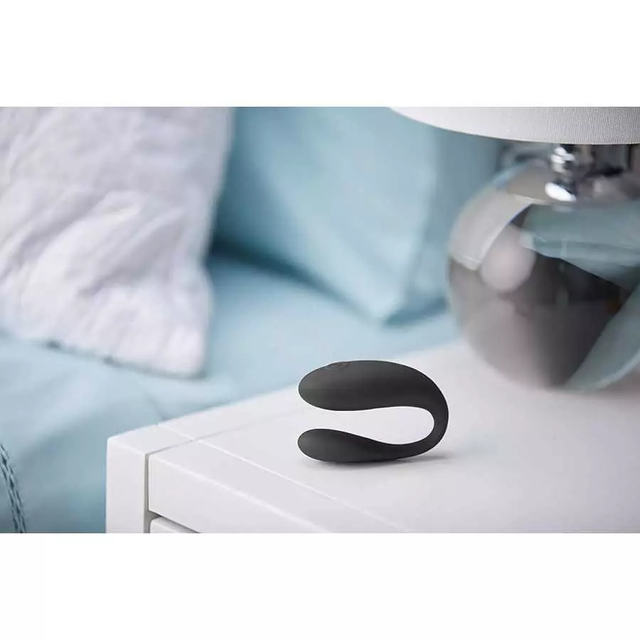 We-Vibe Couples Vibrator Dual Motor Clitoral Stimulator & G Spot Vibrating Sex Toy for Women & Couples, Black