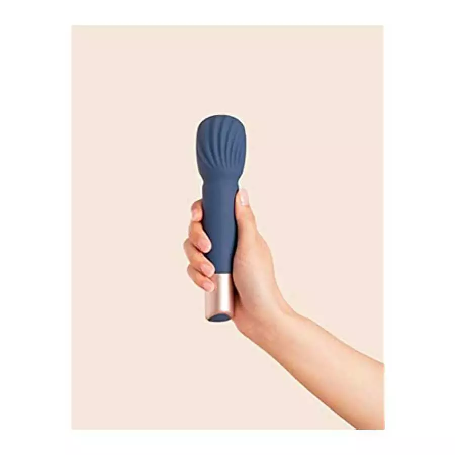 Clio Designs Inc 81819: Deia The Wand Silicone, Blue