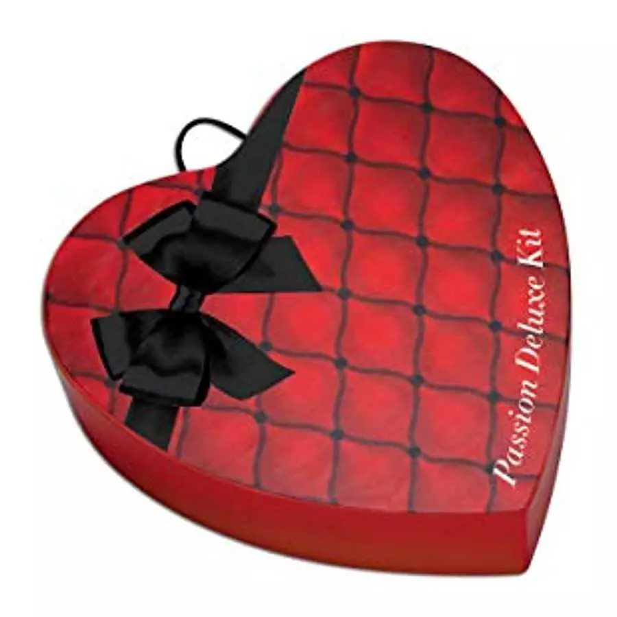 Passion Deluxe Kit with Heart Gift Box