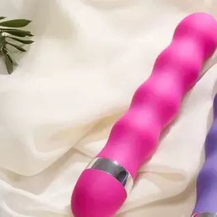 Zwimy Multi-Speed Rose - Vibrator Dildo for Women & Men - Silent Vibrator & Quiet Vibrator - 360° G Spot Vibrator with 10 Vibrat Zwimy Multi-Speed Rose - Vibrator Dildo for Women & Men - Silent Vibrator & Quiet Vibrator - 360° G Spot Vibrator with 10 Vibrat