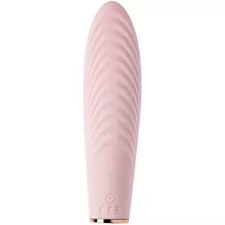 Share Satisfaction Raya - Luxury Textured Clitoral Vibrator with 10 Vibration Modes, Curved and Tapered Tip for Pinpoint Stimula Share Satisfaction Raya - Luxury Textured Clitoral Vibrator with 10 Vibration Modes, Curved and Tapered Tip for Pinpoint Stimula