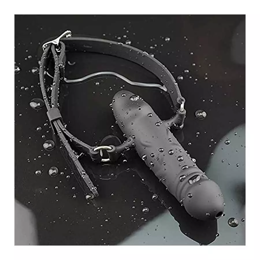 Wearable Adjustable Harness Penis Silicone Dildos with Hole Sex Toy for Lesbian Women